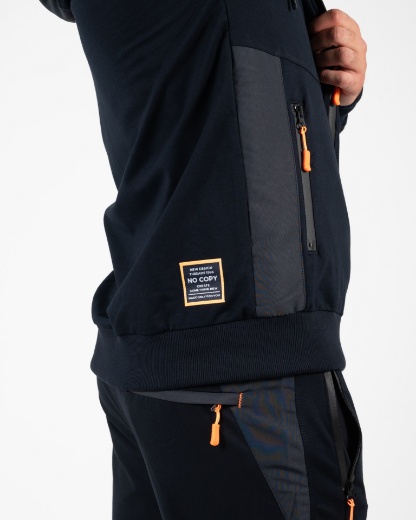 Slika Jaknica - 246 - TEGET