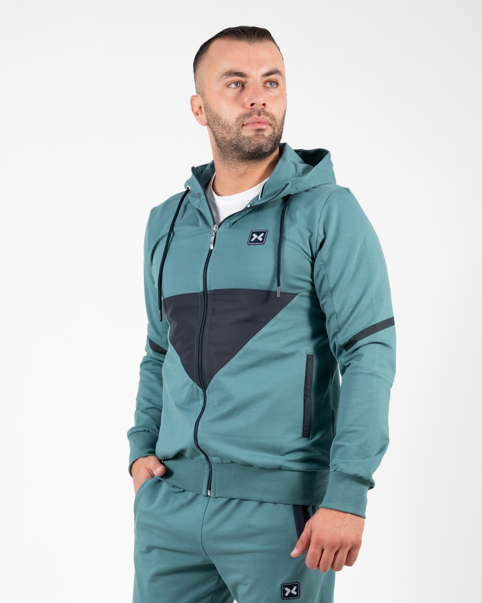 Slika Jaknica - 250 - TIRKIZ