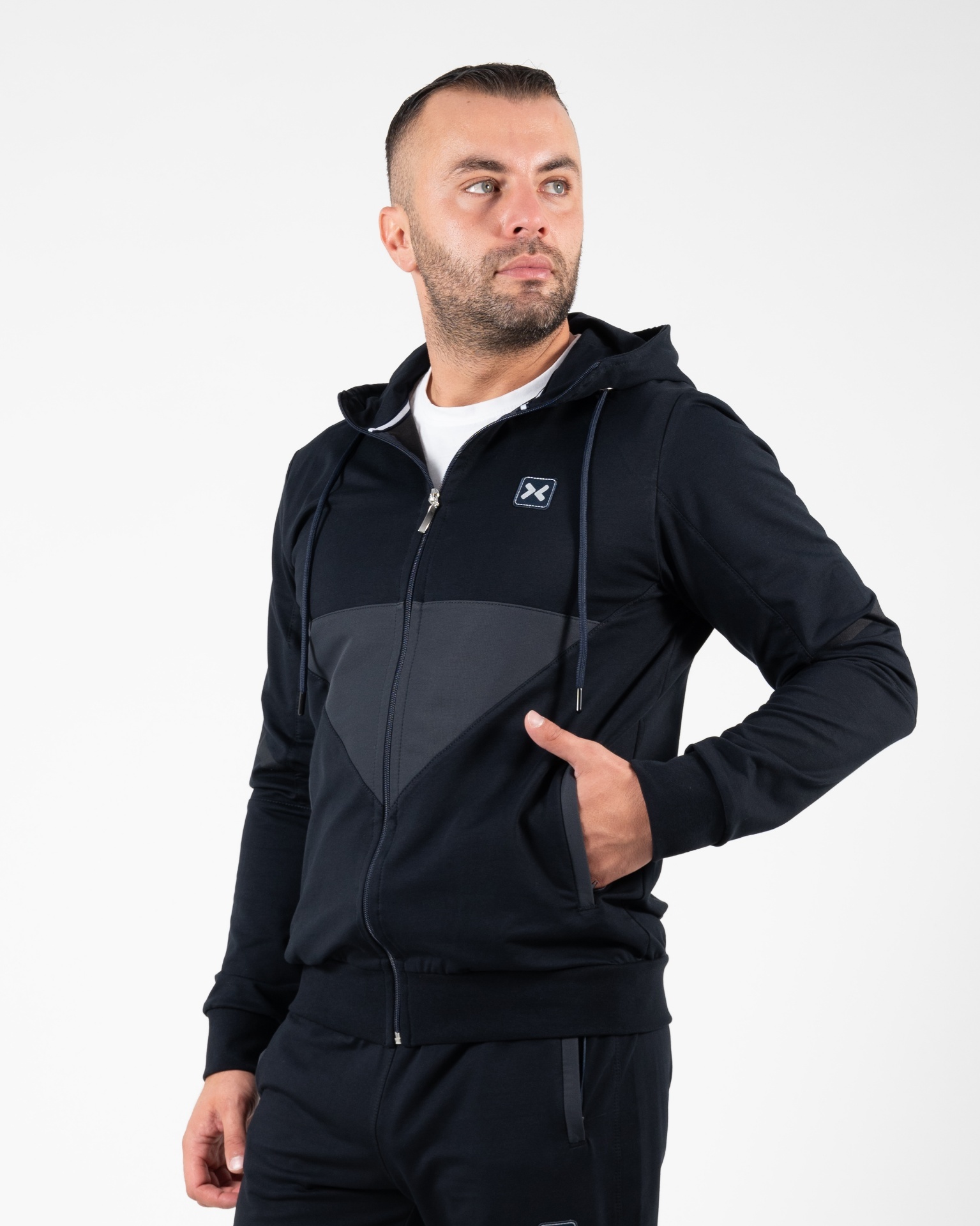 Slika Jaknica - 250 - TEGET