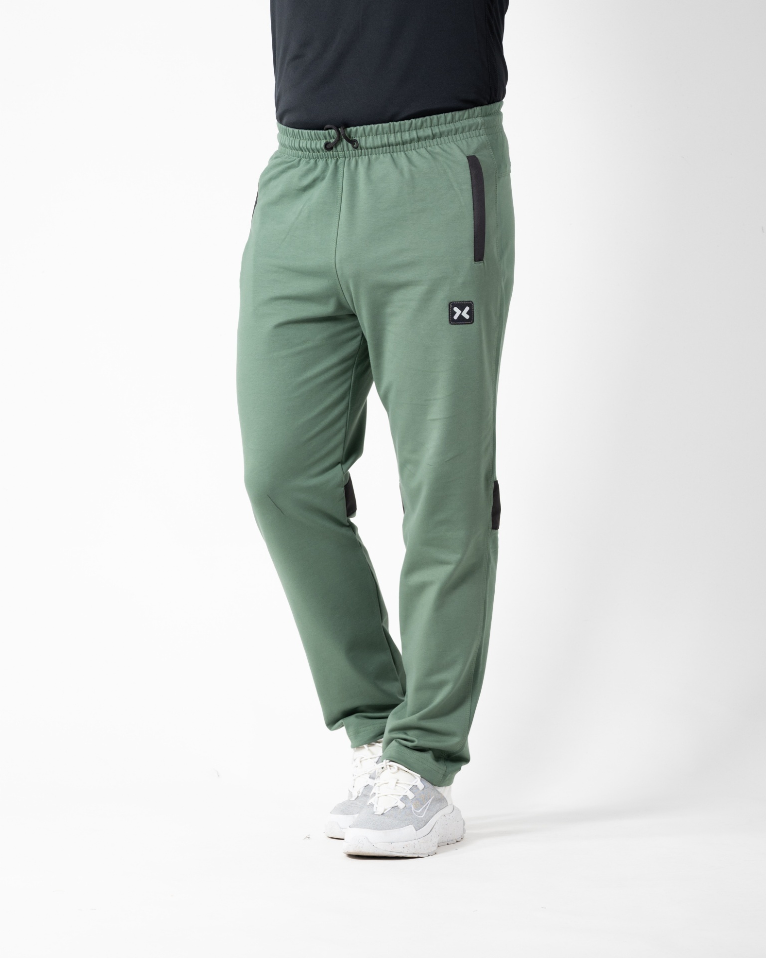 Slika Donji deo trenerke -  265 - DAF ZELENA